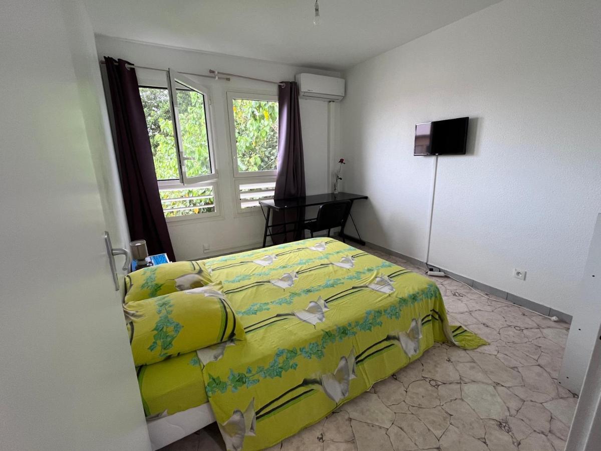 Chambre Chez L'Habitant A 5Mn De L'Aeroport レザビーム エクステリア 写真