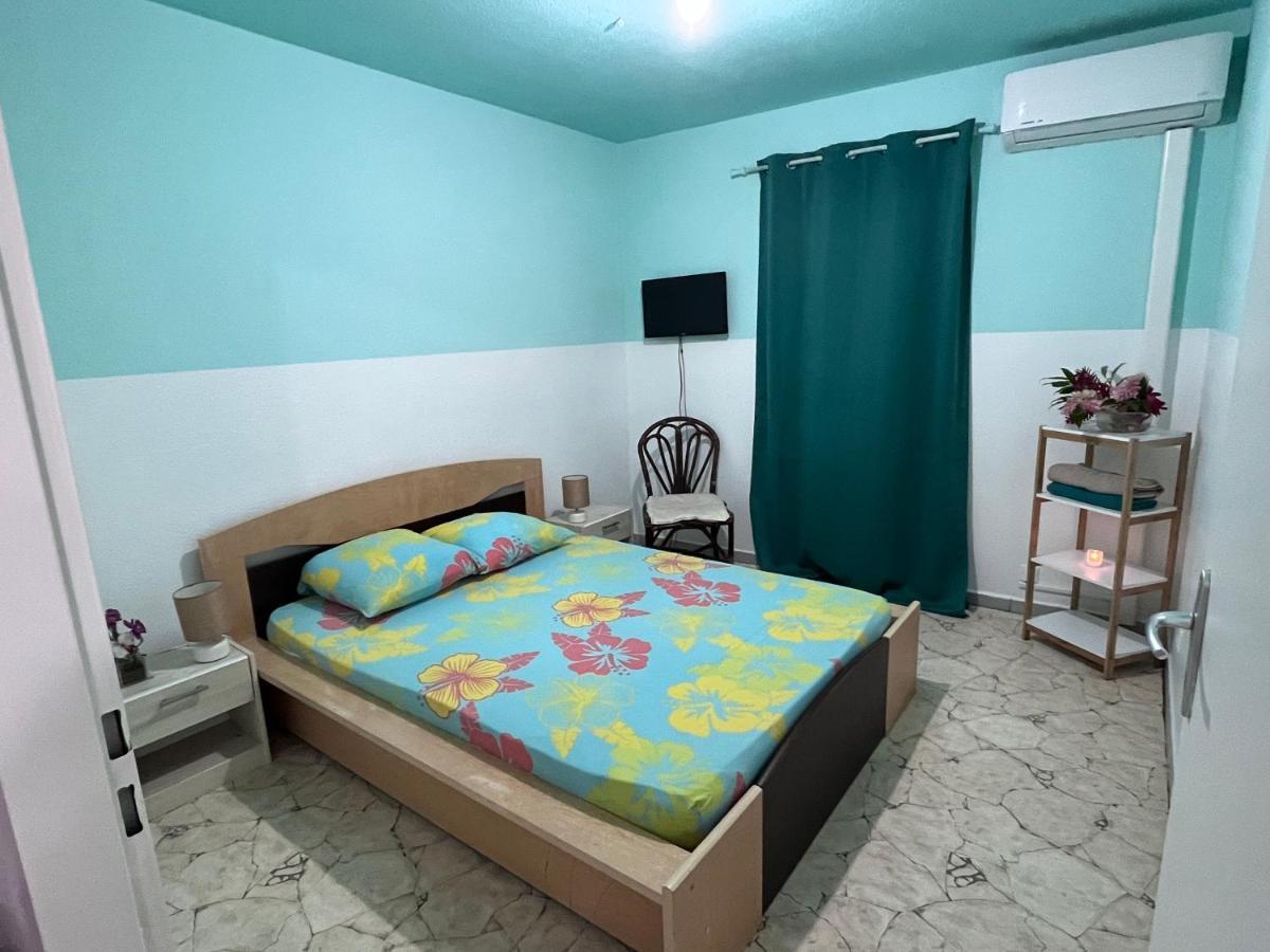 Chambre Chez L'Habitant A 5Mn De L'Aeroport レザビーム エクステリア 写真