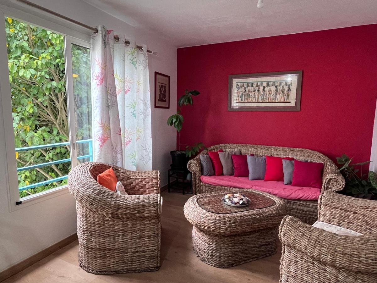 Chambre Chez L'Habitant A 5Mn De L'Aeroport レザビーム エクステリア 写真